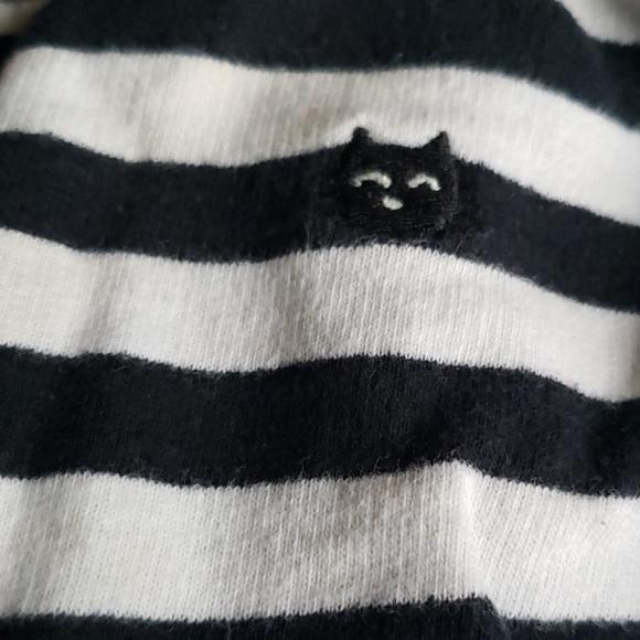 Shirt - Picture 2 of 6